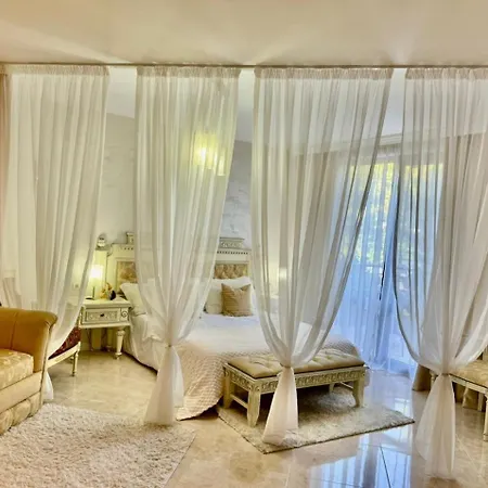 Luxury Coastal Dreams *