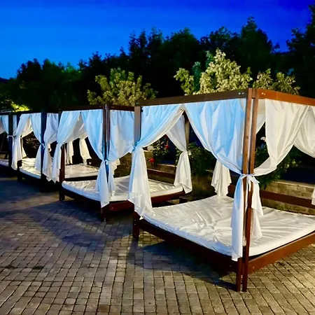 Luxury Coastal Dreams *