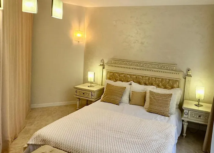 Luxury Coastal Dreams アパート